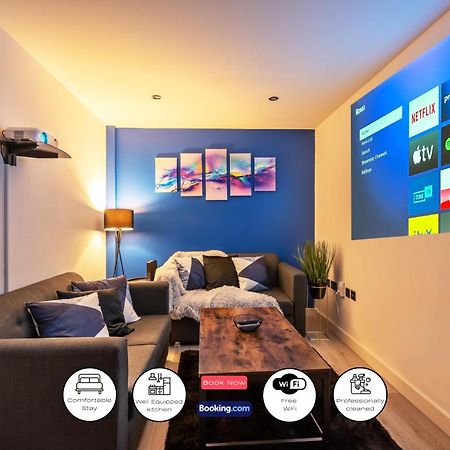 Spacious 1 Bedroom Apartment With 4K Cinema Experience By Green Haven Escapes In Bradford Bradford  Bagian luar foto